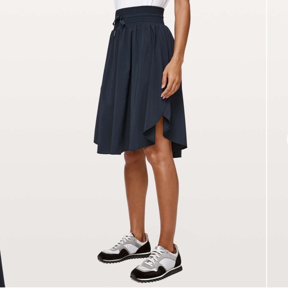 lululemon athletica Navy Smocked Waist Athletic Skirt